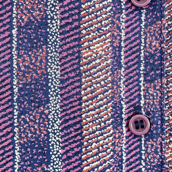 Vintage 90s Silk Blouse Boxy Short Sleeve Top 100% Silk Abstract Print | Small - Picture 6 of 10